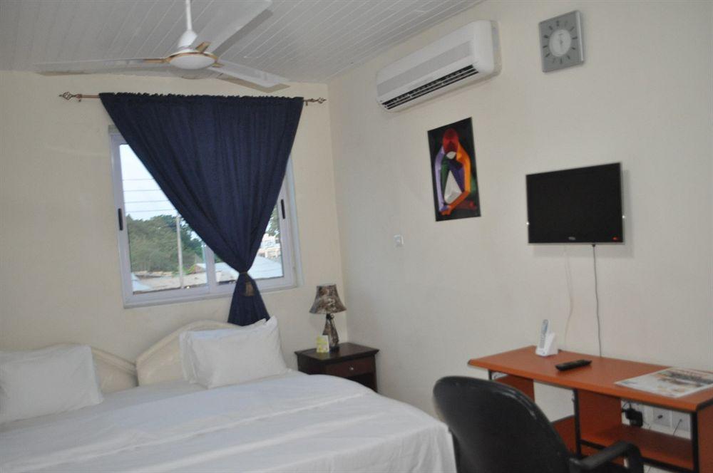 Tribeca Hotel Ghana Accra Exteriör bild