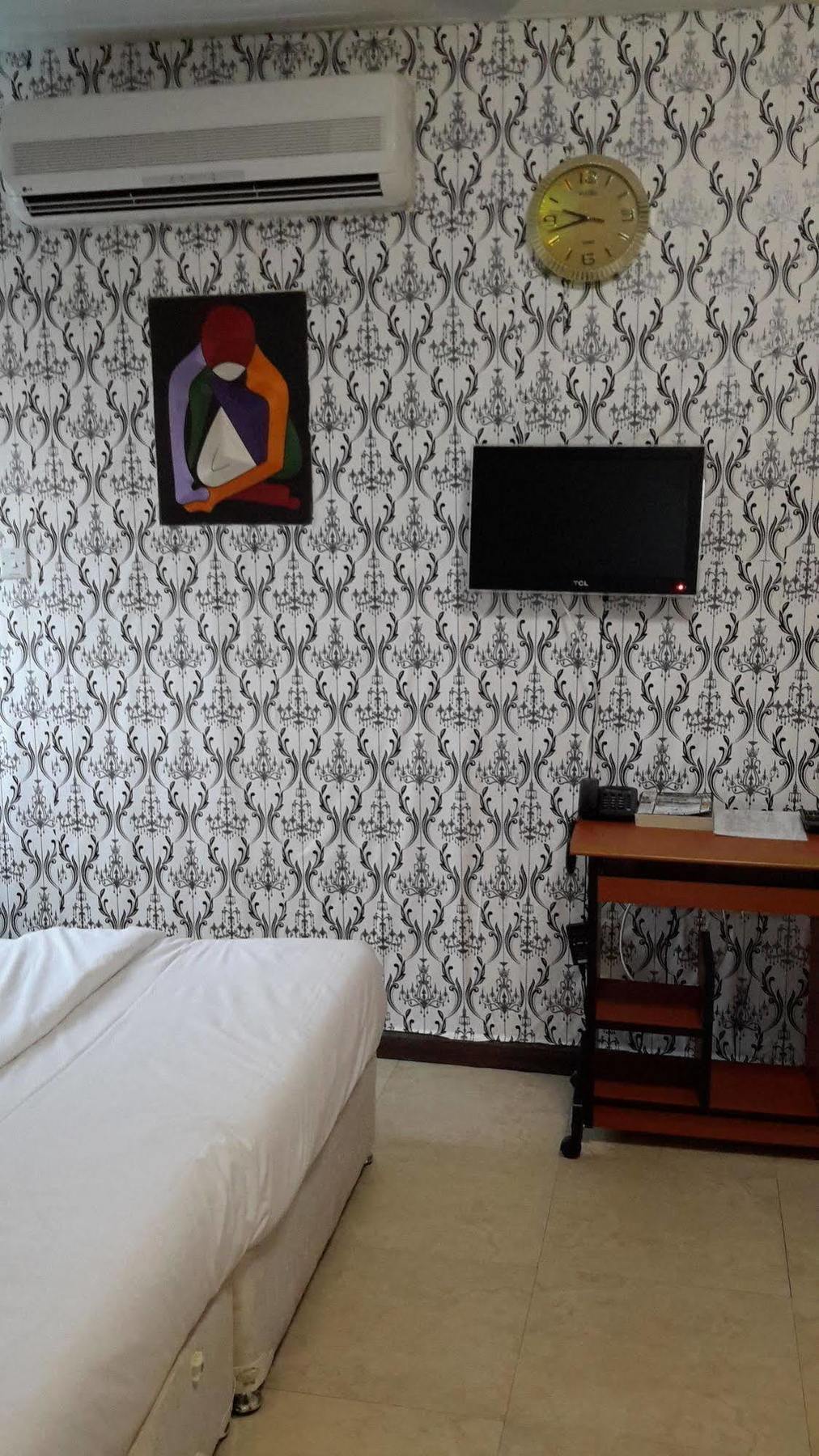 Tribeca Hotel Ghana Accra Exteriör bild